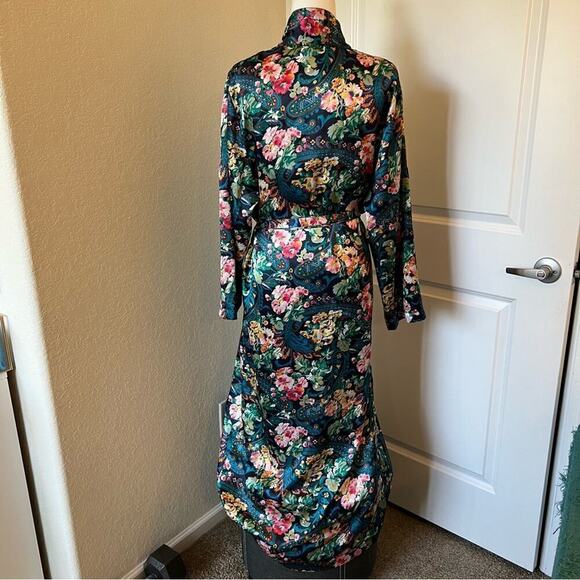 Victoria's Secret Gold Label Vintage Floral Paisley Long Satin Robe M/L - Picture 6 of 8